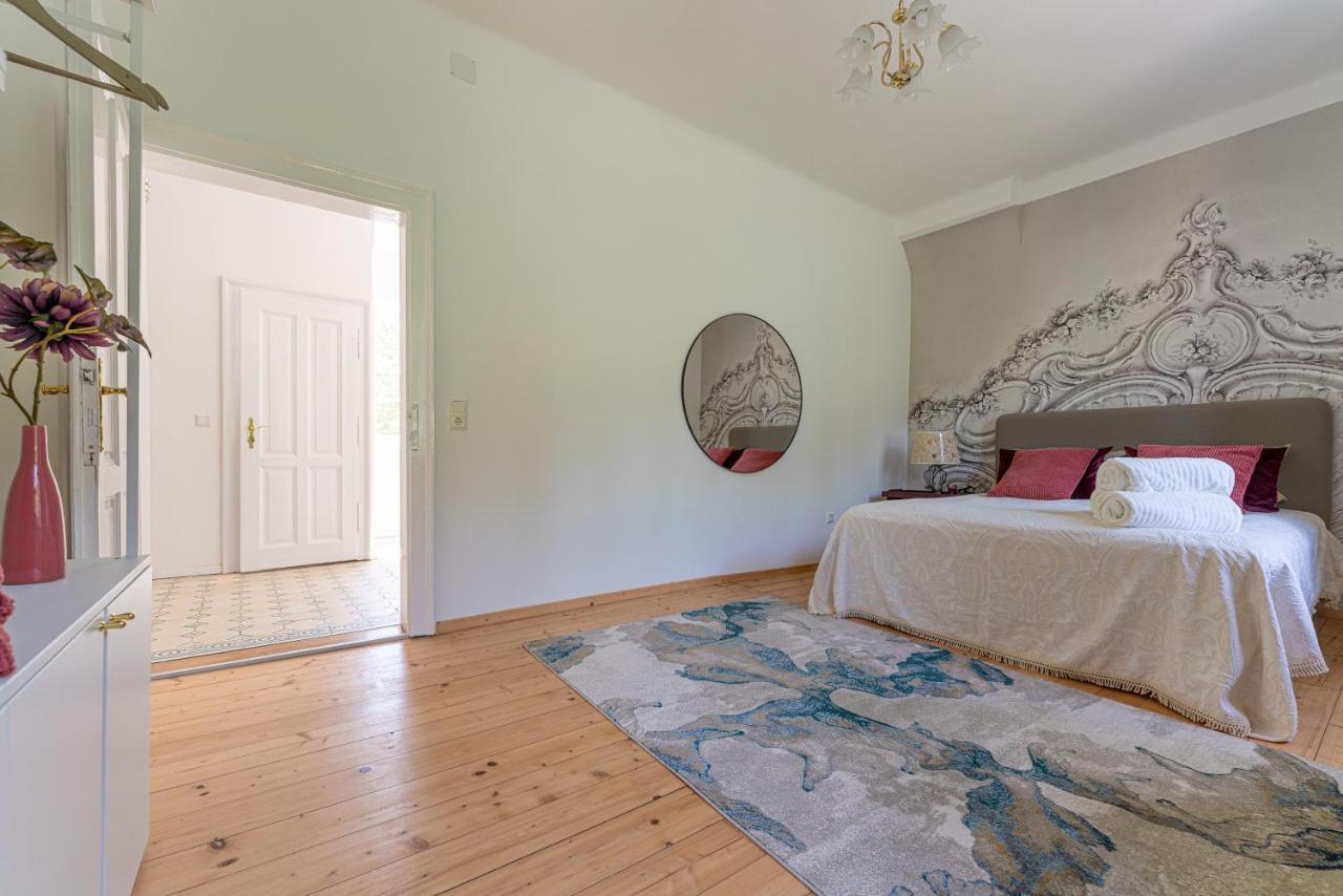 Ferienwohnung Kaiserliches Wohnen im Alten K&K Postamt OG Persenbeug Exterior foto